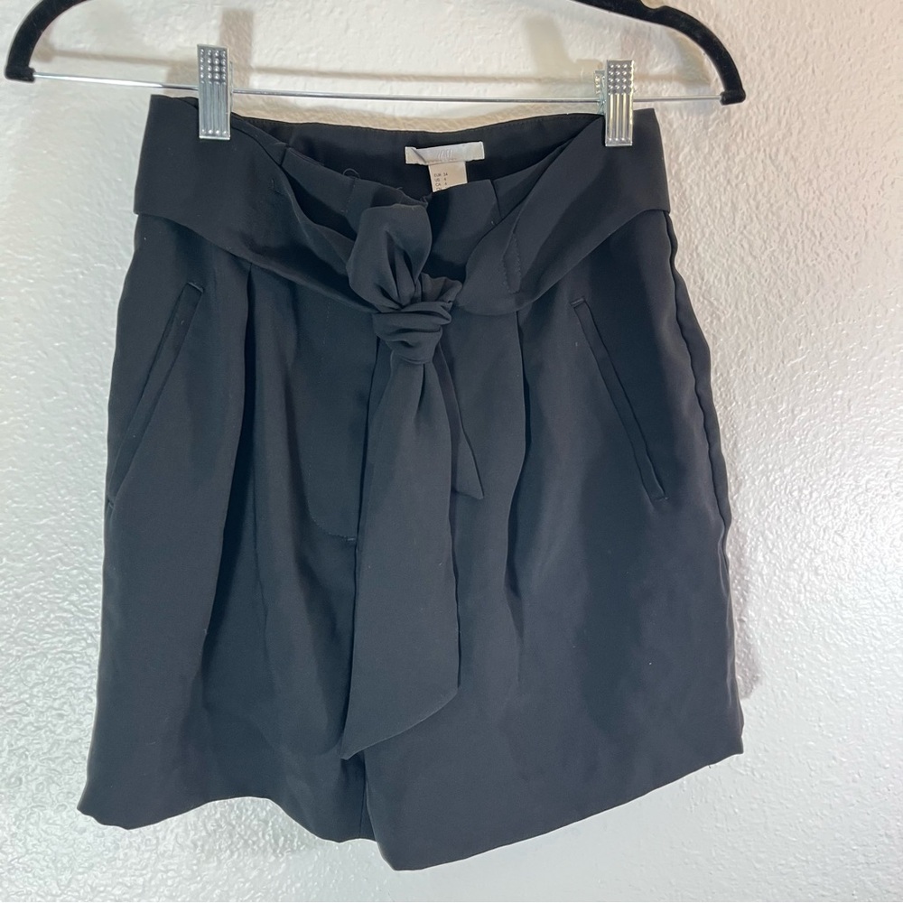 Hnm Size 4 Black High Rise Shorts With Tie Around Waist Gently Worn